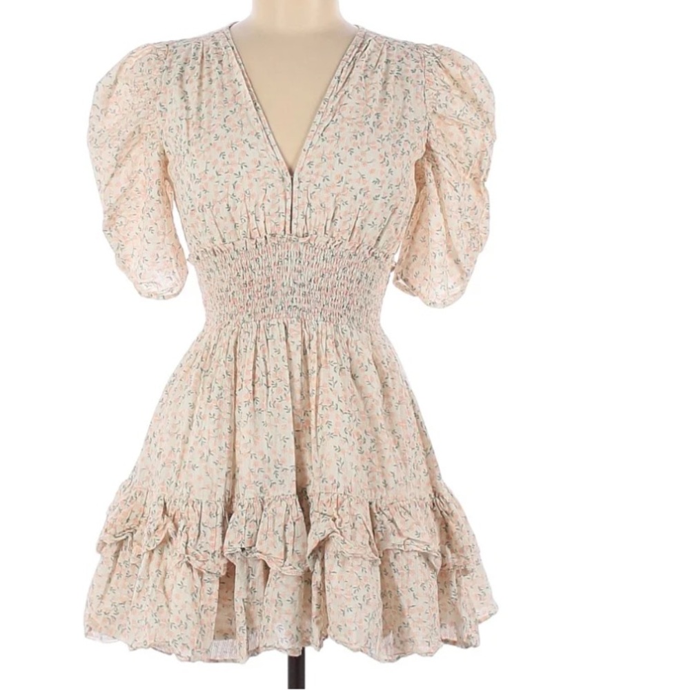 Adorable puff sleeve dress size Medium